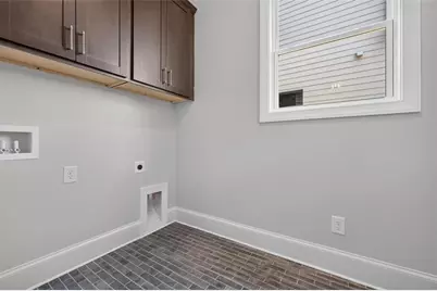 5812 Mitchell Street, Flowery Branch, GA 30542 - Photo 5