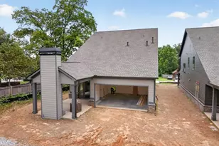 5812 Mitchell St, Flowery Branch, GA 30542 - Photo 7