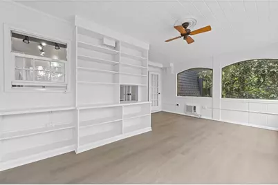 70 Chaumont Square NW, Atlanta, GA 30327 - Photo 21