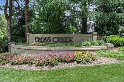 70 Chaumont Square NW, Atlanta, GA 30327 - Photo 1