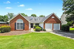 140 Treadstone Overlook, Johns Creek, GA 30024 - Photo 3