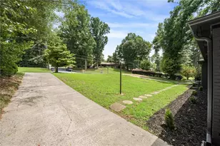 3506 Embry Cir, Atlanta, GA 30341 - Photo 7