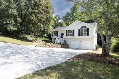 3826 Stoney Creek Drive, Flowery Branch, GA 30542 - Photo 1
