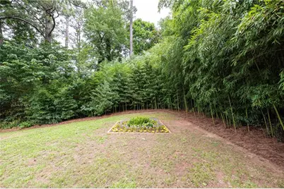 1300 Holly Bank Circle, Atlanta, GA 30338 - Photo 57