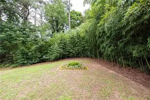 1300 Holly Bank Cir, Atlanta, GA 30338 - Photo 57