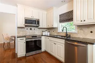 1300 Holly Bank Cir, Atlanta, GA 30338 - Photo 13