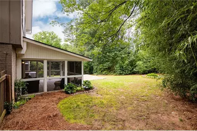 1300 Holly Bank Circle, Atlanta, GA 30338 - Photo 53