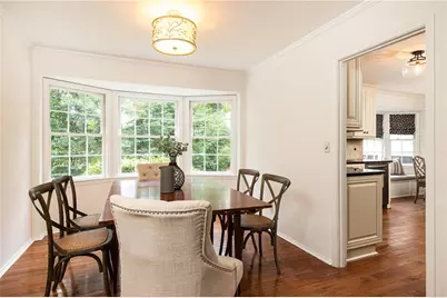 1300 Holly Bank Circle, Atlanta, GA 30338 - Photo 11