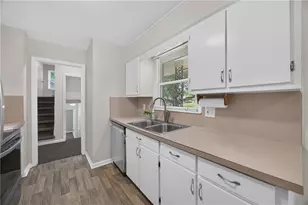 3894 Maplewood Dr, Decatur, GA 30035 - Photo 7