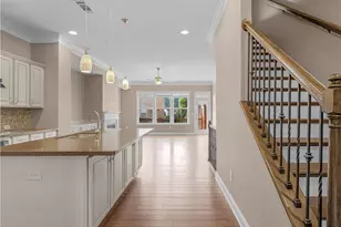 308 Alderwood Ln, Atlanta, GA 30328 - Photo 11