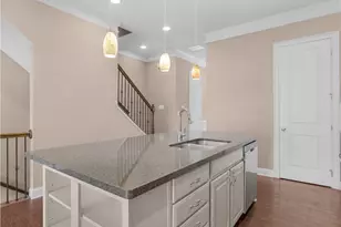 308 Alderwood Ln, Atlanta, GA 30328 - Photo 17