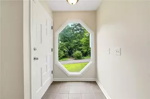 585 Rivercrest Dr, Woodstock, GA 30188 - Photo 5