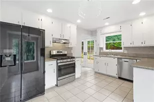 585 Rivercrest Dr, Woodstock, GA 30188 - Photo 19