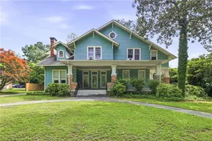 121 W Candler St, Winder, GA 30680 - Photo 1