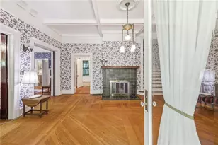 121 W Candler St, Winder, GA 30680 - Photo 7