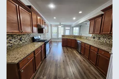 548 Myrtle Trace Lane, Suwanee, GA 30024 - Photo 9