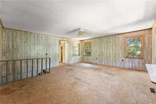 105 Fairlane Dr, Jefferson, GA 30549 - Photo 17