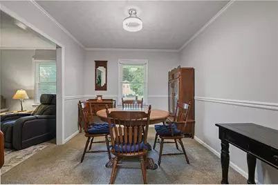 5041 Fitts Drive NE, Roswell, GA 30075 - Photo 11