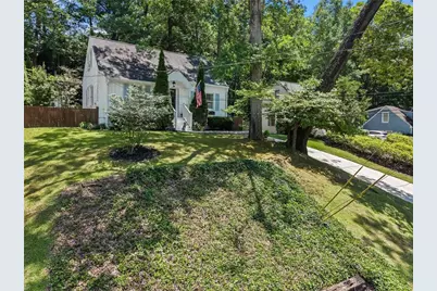 3013 Skyland Drive NE, Atlanta, GA 30341 - Photo 3