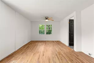 1322 Thurgood St SW, Atlanta, GA 30314 - Photo 25
