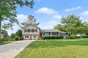 1117 Malibu Dr, Marietta, GA 30066 - Photo 3