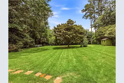 1833 Poinsettia Drive, Marietta, GA 30062 - Photo 7