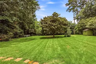 1833 Poinsettia Dr, Marietta, GA 30062 - Photo 7