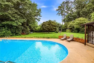1833 Poinsettia Dr, Marietta, GA 30062 - Photo 11