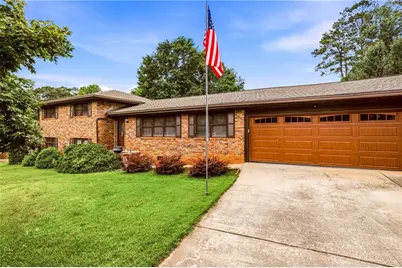 1833 Poinsettia Drive, Marietta, GA 30062 - Photo 3
