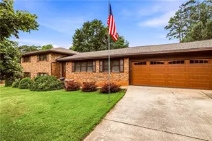 1833 Poinsettia Dr, Marietta, GA 30062 - Photo 3
