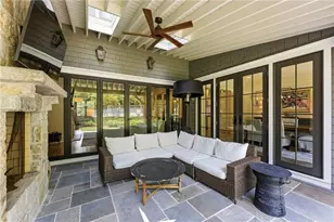 4384 Powers Ferry Rd NW, Atlanta, GA 30327 - Photo 57