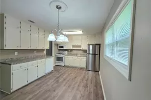 3460 Meadowview Dr, Lithia Springs, GA 30122 - Photo 7