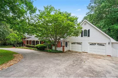 326 Fayette Drive, Winder, GA 30680 - Photo 3