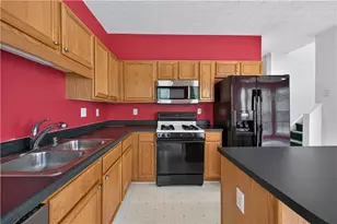 2426 Valley Cove Dr, Duluth, GA 30097 - Photo 13
