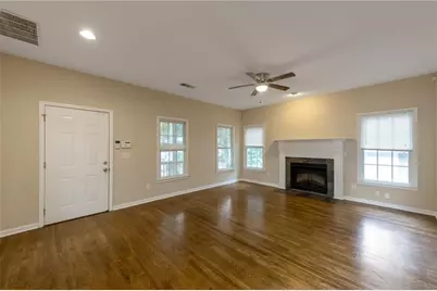 1128 Birch Street SW, Atlanta, GA 30310 - Photo 3