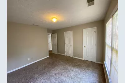 1405 Glenfield Drive, Lawrenceville, GA 30043 - Photo 9