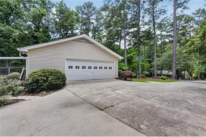 2868 Hickory Lane, Snellville, GA 30078 - Photo 31
