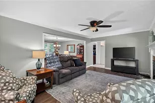 2868 Hickory Ln, Snellville, GA 30078 - Photo 7