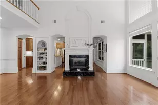 1204 Woodlawn Dr NE, Marietta, GA 30068 - Photo 9