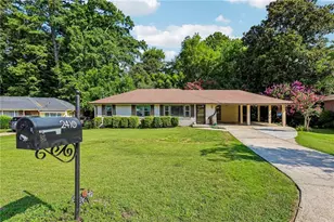 2410 Arrow Cir, Atlanta, GA 30341 - Photo 35