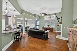 129 Altmore Wy, Woodstock, GA 30188 - Photo 5