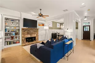 401 Sutherland Pl NE, Atlanta, GA 30307 - Photo 11