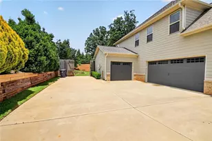 1053 Abe Lincoln Way, Jefferson, GA 30549 - Photo 7
