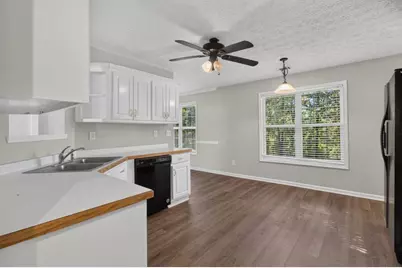 1520 Riverglen Drive, Loganville, GA 30052 - Photo 11