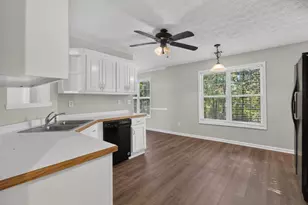 1520 Riverglen Dr, Loganville, GA 30052 - Photo 11