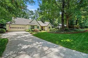 5168 Sandlewood Ct, Marietta, GA 30068 - Photo 3