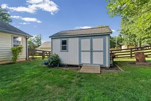 1870 Emerald Dr, Cumming, GA 30040 - Photo 29