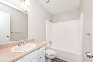 8990 Sterling Ridge Ln, Jonesboro, GA 30238 - Photo 5