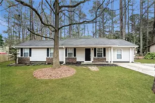 8990 Sterling Ridge Ln, Jonesboro, GA 30238 - Photo 1