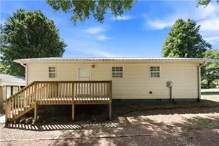 894 Lakeview Dr, Nicholson, GA 30565 - Photo 25